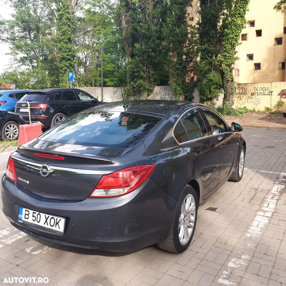 Opel Insignia 1.8 - 6