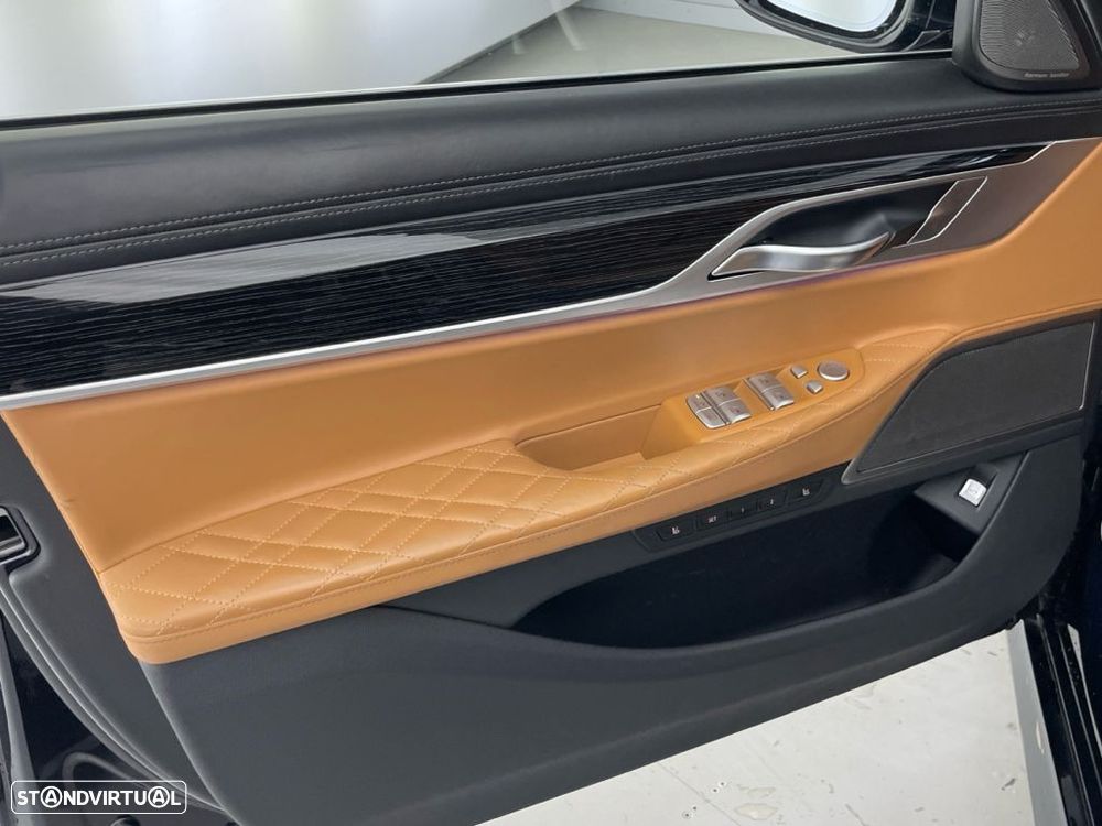 BMW 730 d Pack M Auto - 18