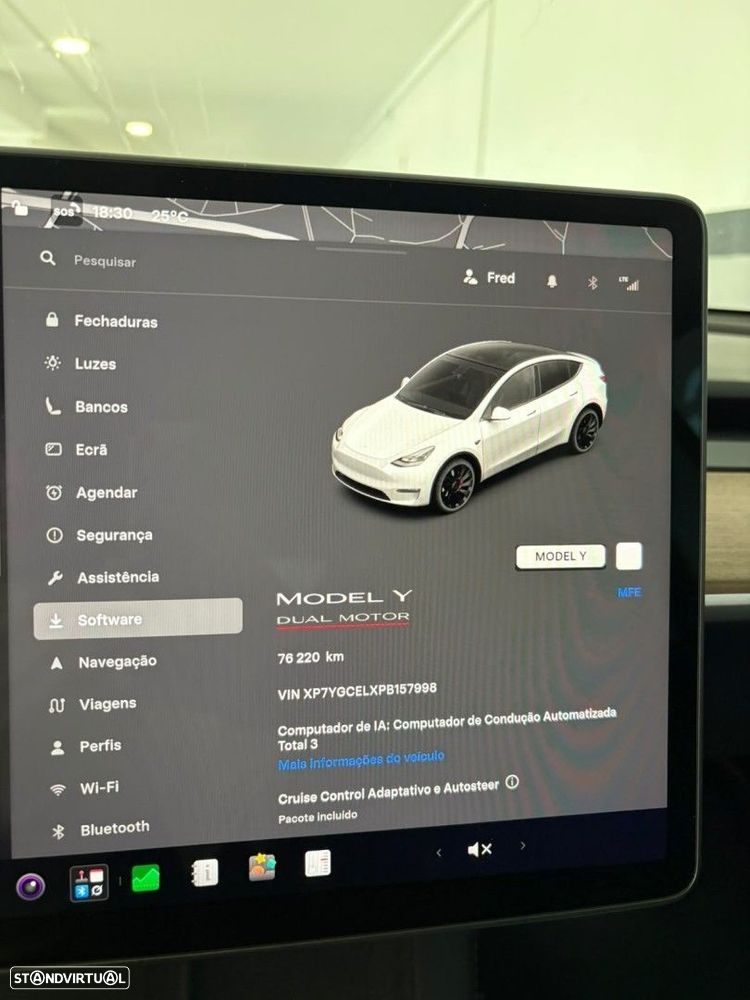 Tesla Model Y Performance Dual Motor AWD - 12