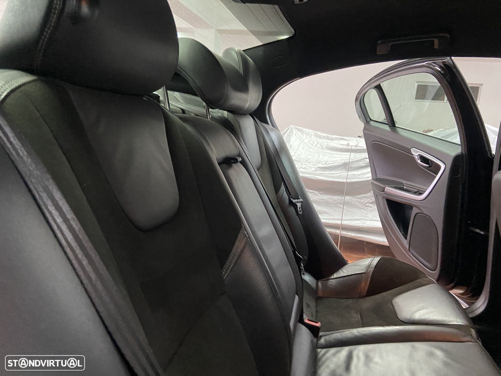 Volvo S60 2.0 D4 R-Design - 10