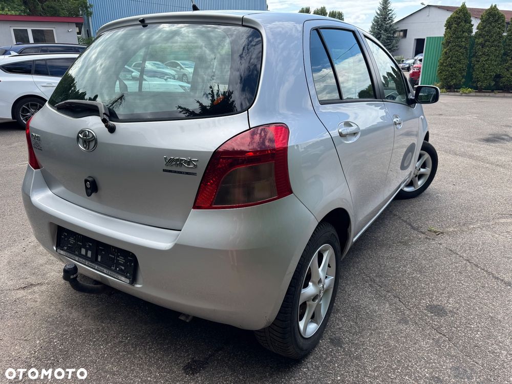 Toyota Yaris 1.0 VVT-i Sol - 7