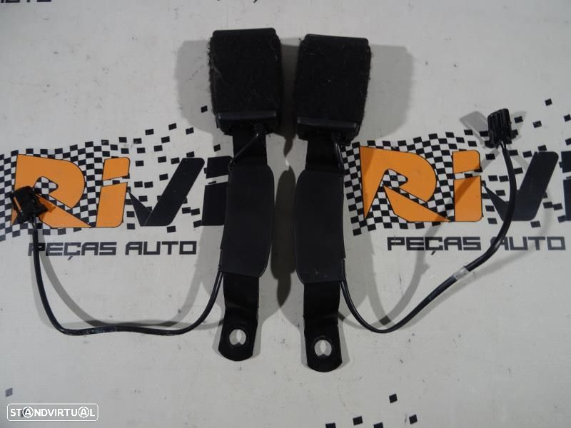 Encaixe De Cinto Frontal Audi A1 (8X1, 8Xk)  Pré Tensores Audi A1 - 4