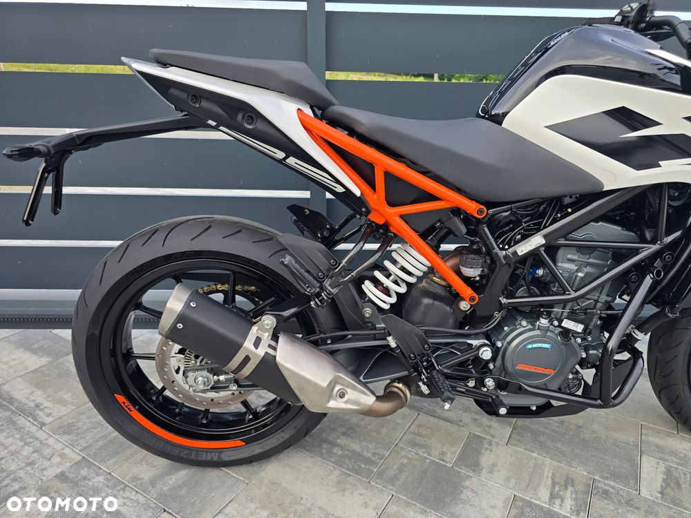 KTM Duke - 13