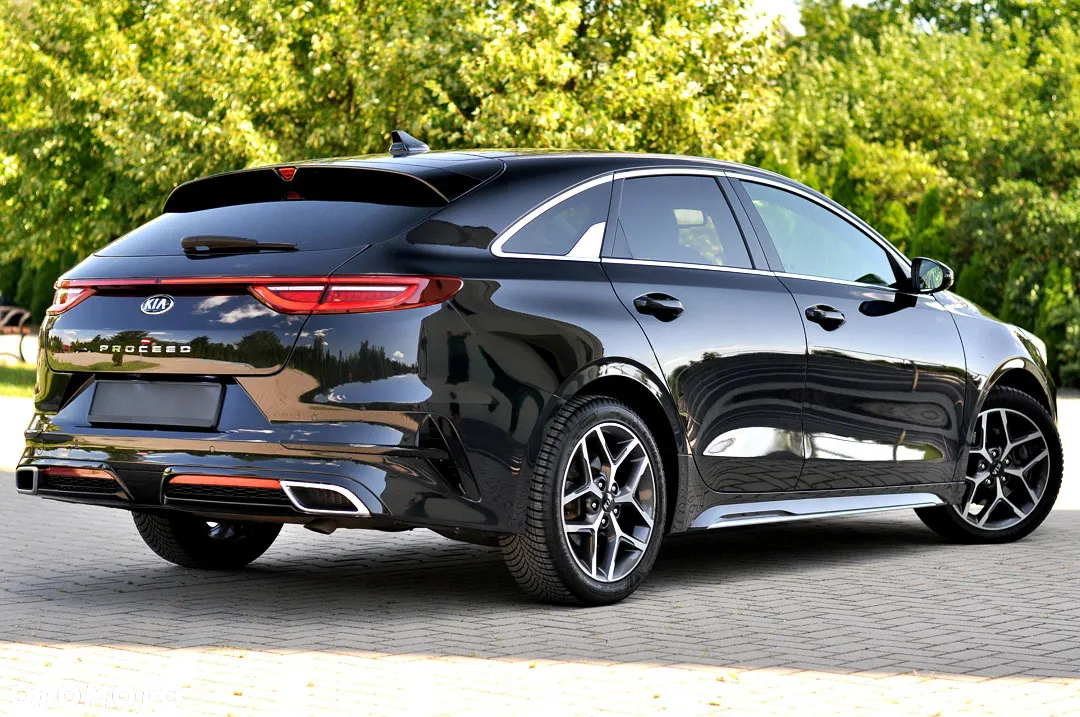 Kia ProCeed 1.4 T-GDI DCT7 OPF GT LINE - 6