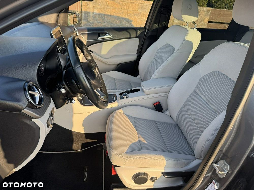 Mercedes-Benz Klasa B - 20