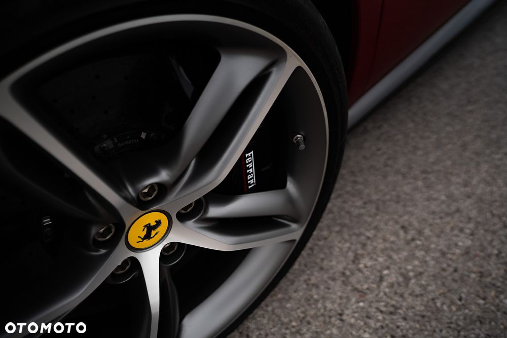 Ferrari 296 GTS - 16
