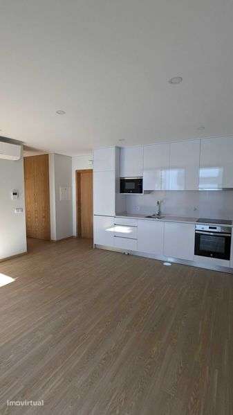 Apartamento T1 Centro Vale de Cambra - Grande imagem: 2/5