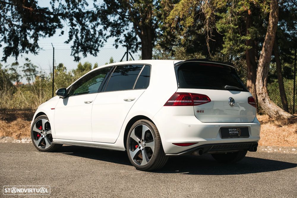 VW Golf 2.0 TSi GTi DSG Performance - 15