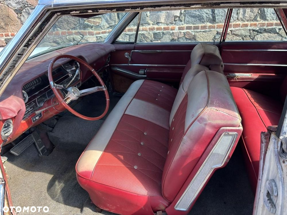 Cadillac Deville - 30