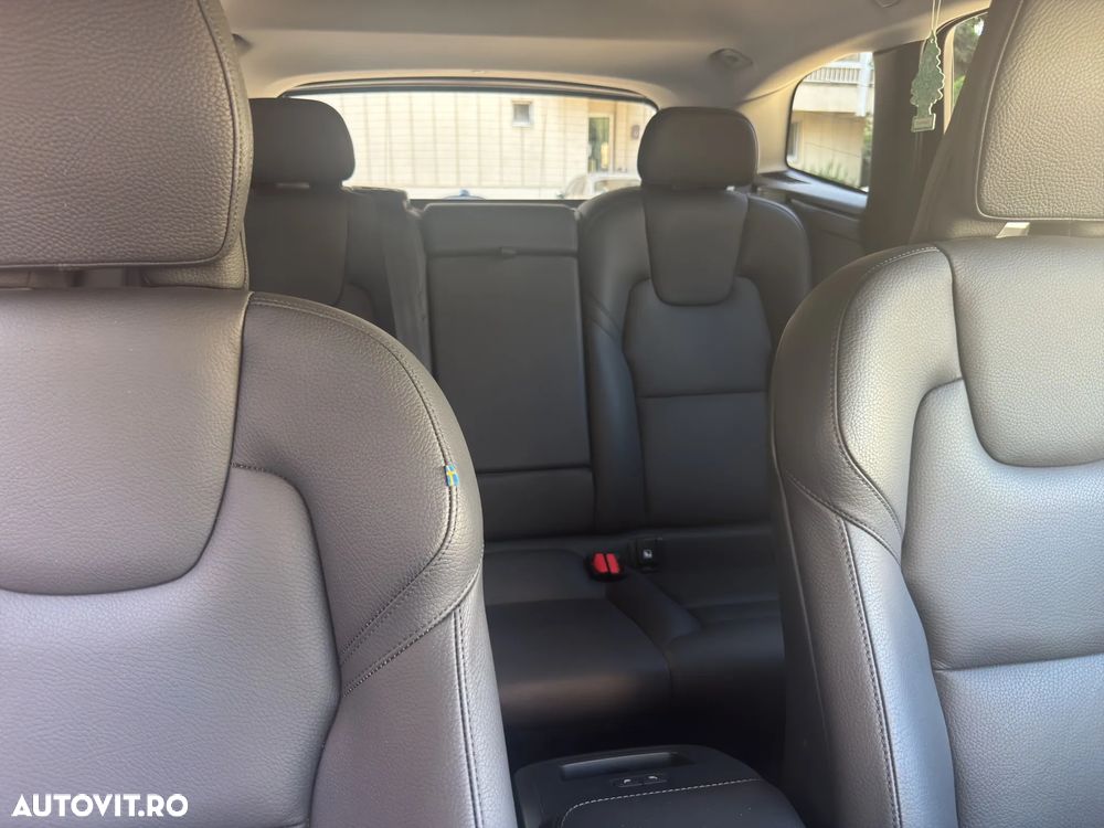 Volvo XC 60 B4 MHEV AT FWD Core - 15