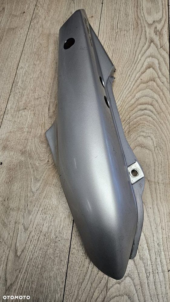 Owiewka Tył Prawa Ogon Yamaha FZS 600 Fazer 98-03  4YR-2163E - 3