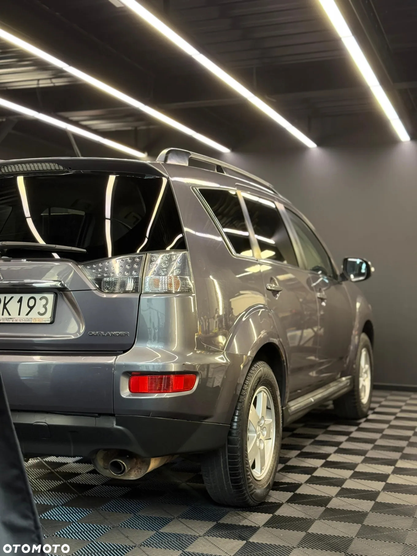 Mitsubishi Outlander 2.0 Intense + NAVI 2WD EU5 - 12