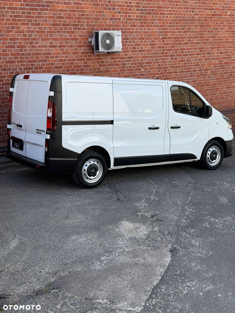 Renault Trafic - 2