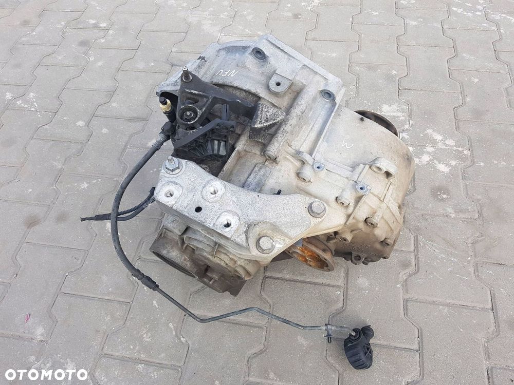 VW PASSAT B7 10-14r SUPERB II 2 3T 2.0 TDI SKRZYNIA BIEGÓW NFU MANUAL - 2
