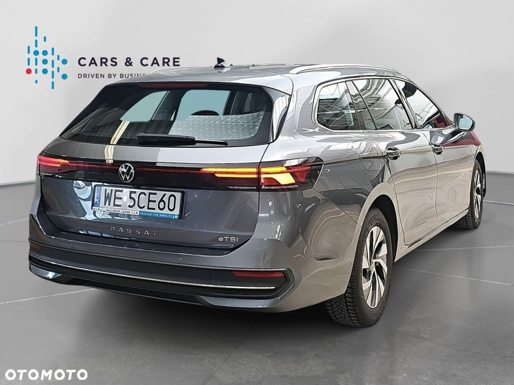 Volkswagen Passat - 26