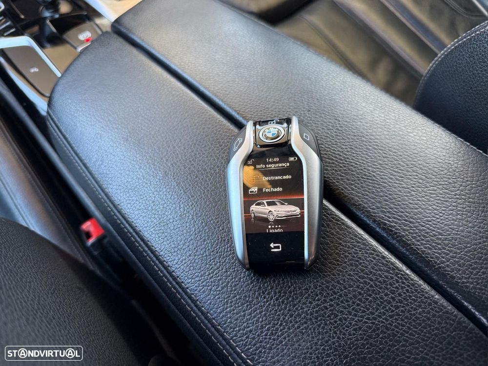 BMW 520 d Line Luxury Auto - 33