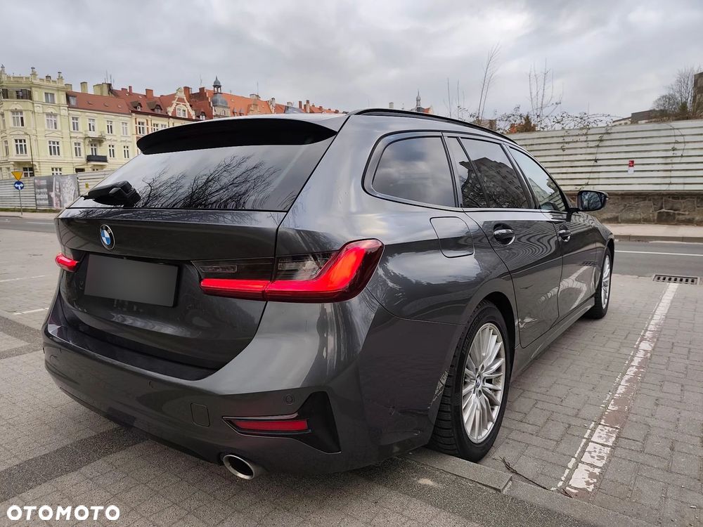 BMW Seria 3 320d Sport Line Shadow sport - 2