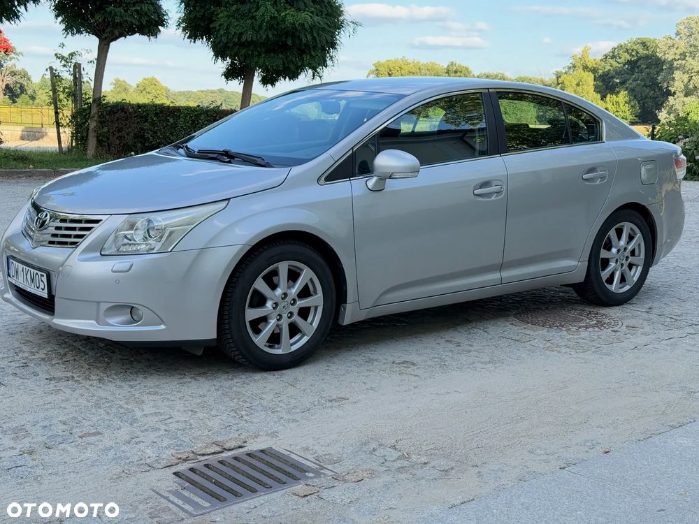 Toyota Avensis 1.8 Sol plus NAVI MS - 3
