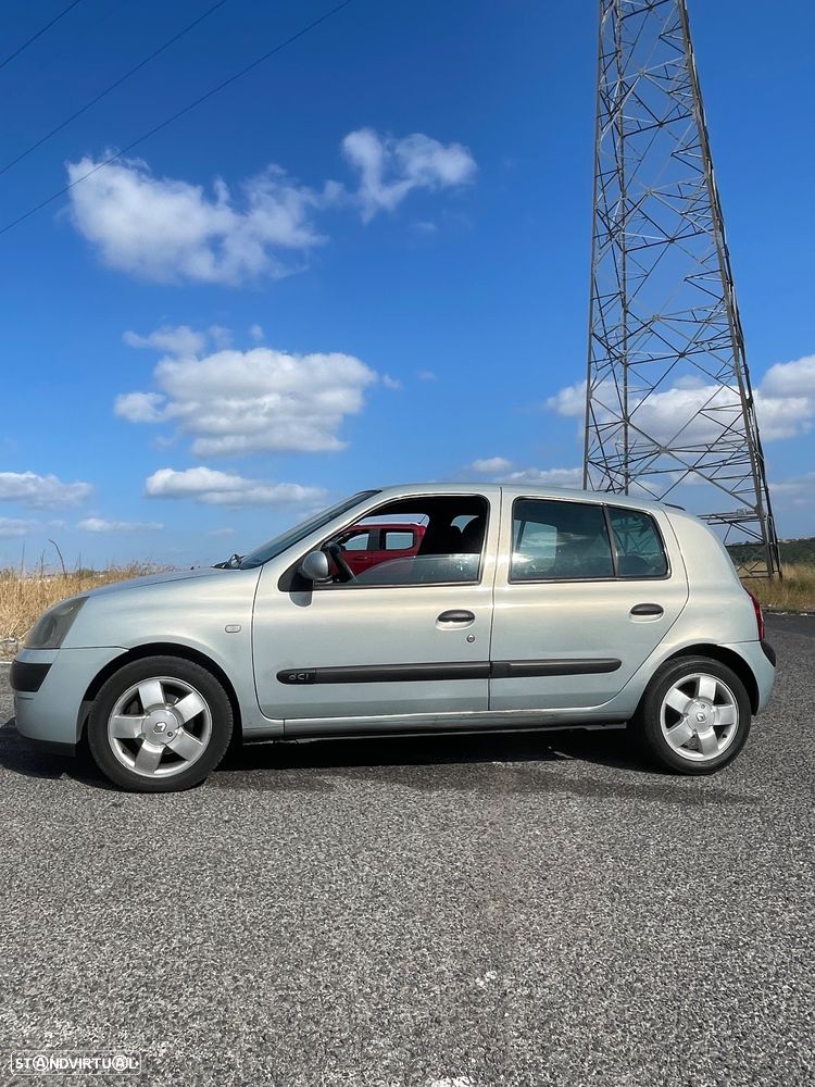 Renault Clio 1.5 dCi Confort Authentique - 3