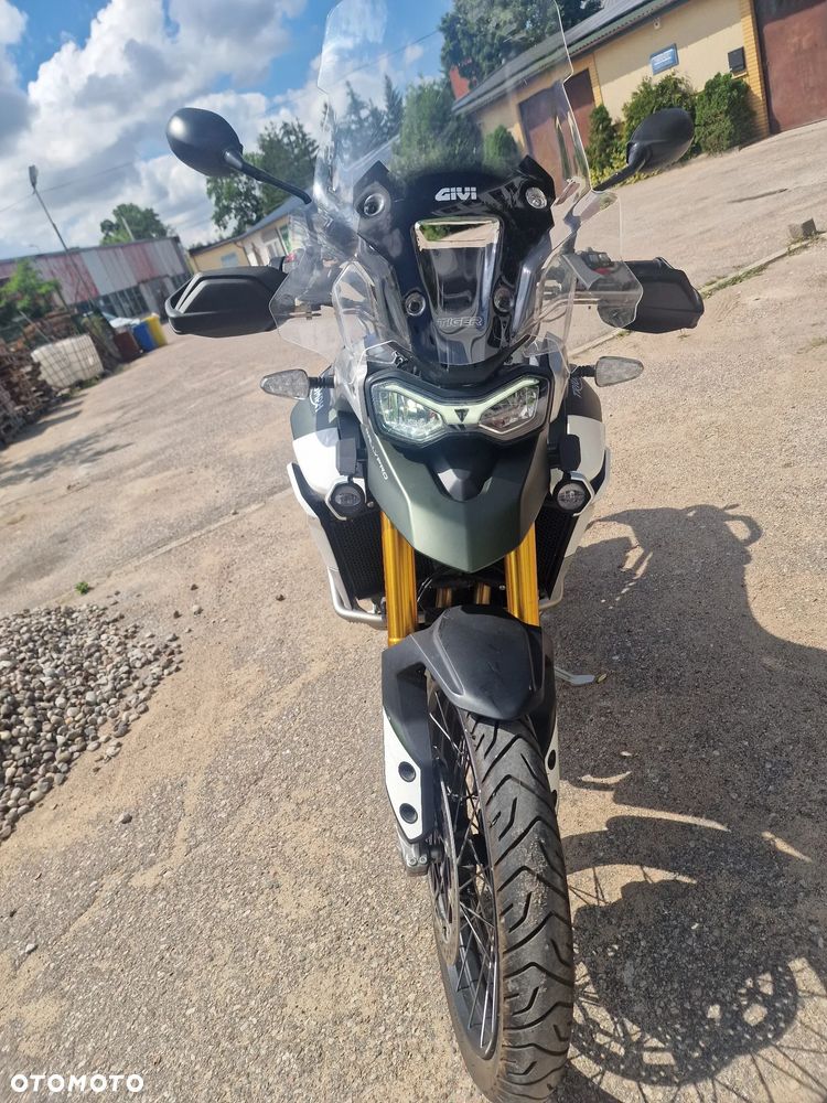 Triumph Tiger - 16