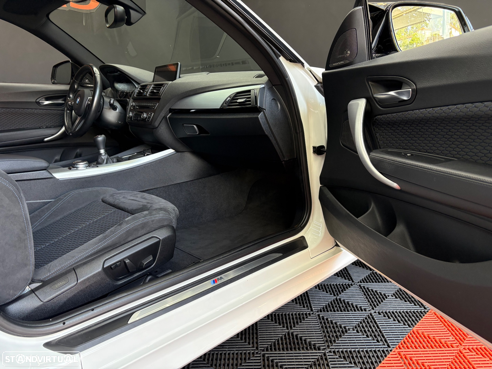 BMW 120 d Pack M - 41
