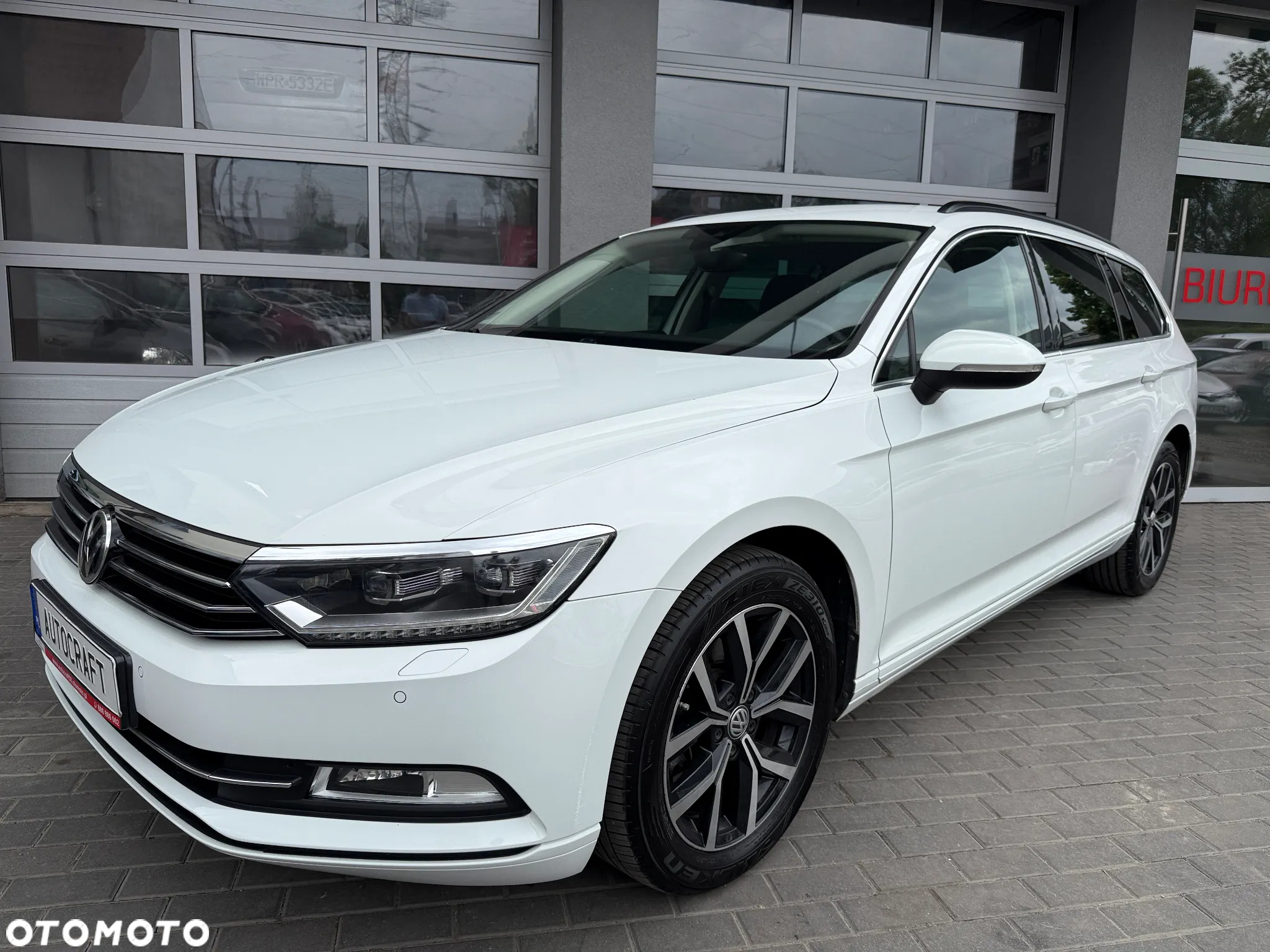 Volkswagen Passat 1.8 TSI BMT Comfortline - 31