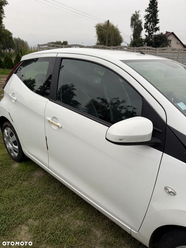 Toyota Aygo x - 4