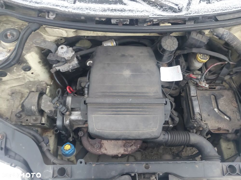 Fiat Panda II 2 silnik 1.1 187A1000 1.2 188A4000 Benzyna skrzynia biegów drzwi klapa zderzak maska błotnik 541 żółty Giallo Vanilla lampa szyba pas hak holowniczy belka sanki maglownica panel sterownik CAŁY NA CZĘŚCI WSZYSTKIE CZĘŚCI - 10