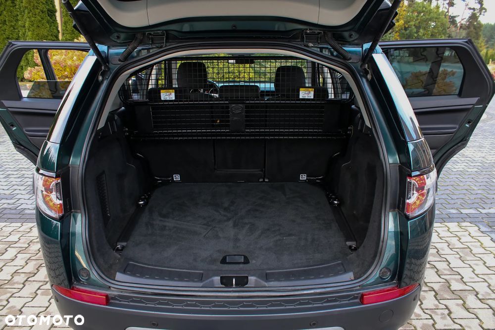Land Rover Discovery Sport 2.0 D180 R-Dynamic - 40