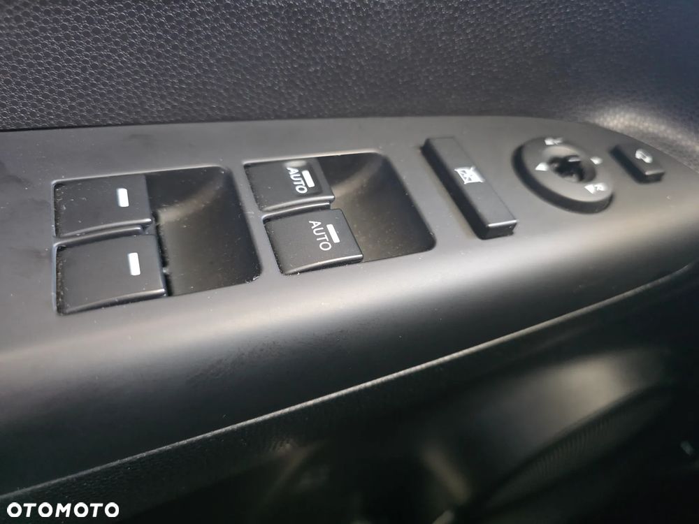 Kia Venga 1.4 Business Line - 19