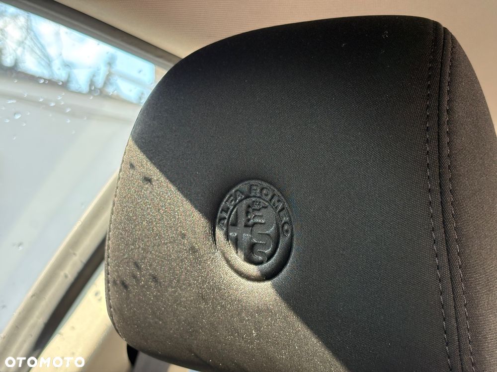 Alfa Romeo Mito 1.4 Progression EU6 - 11