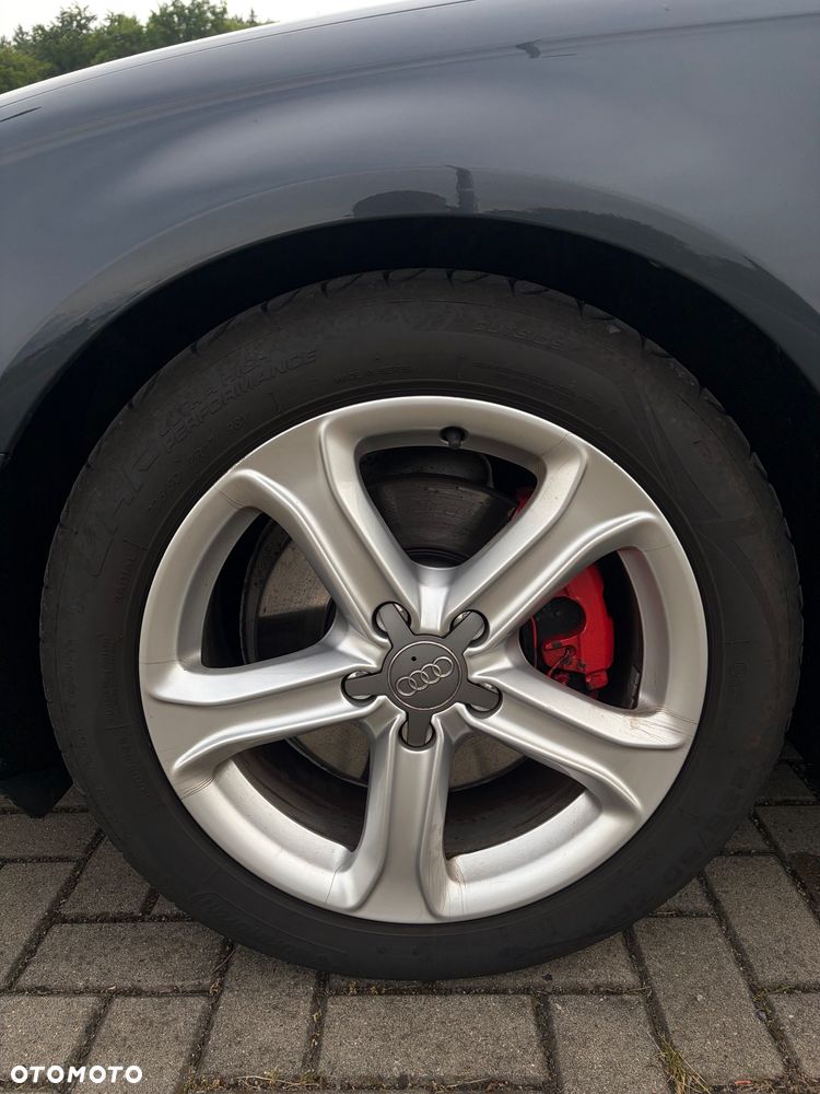 Audi A4 Avant 2.0 TDI - 6