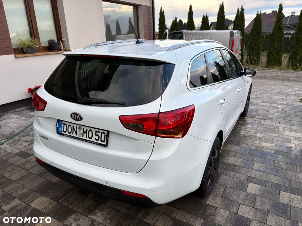 Kia Ceed - 7