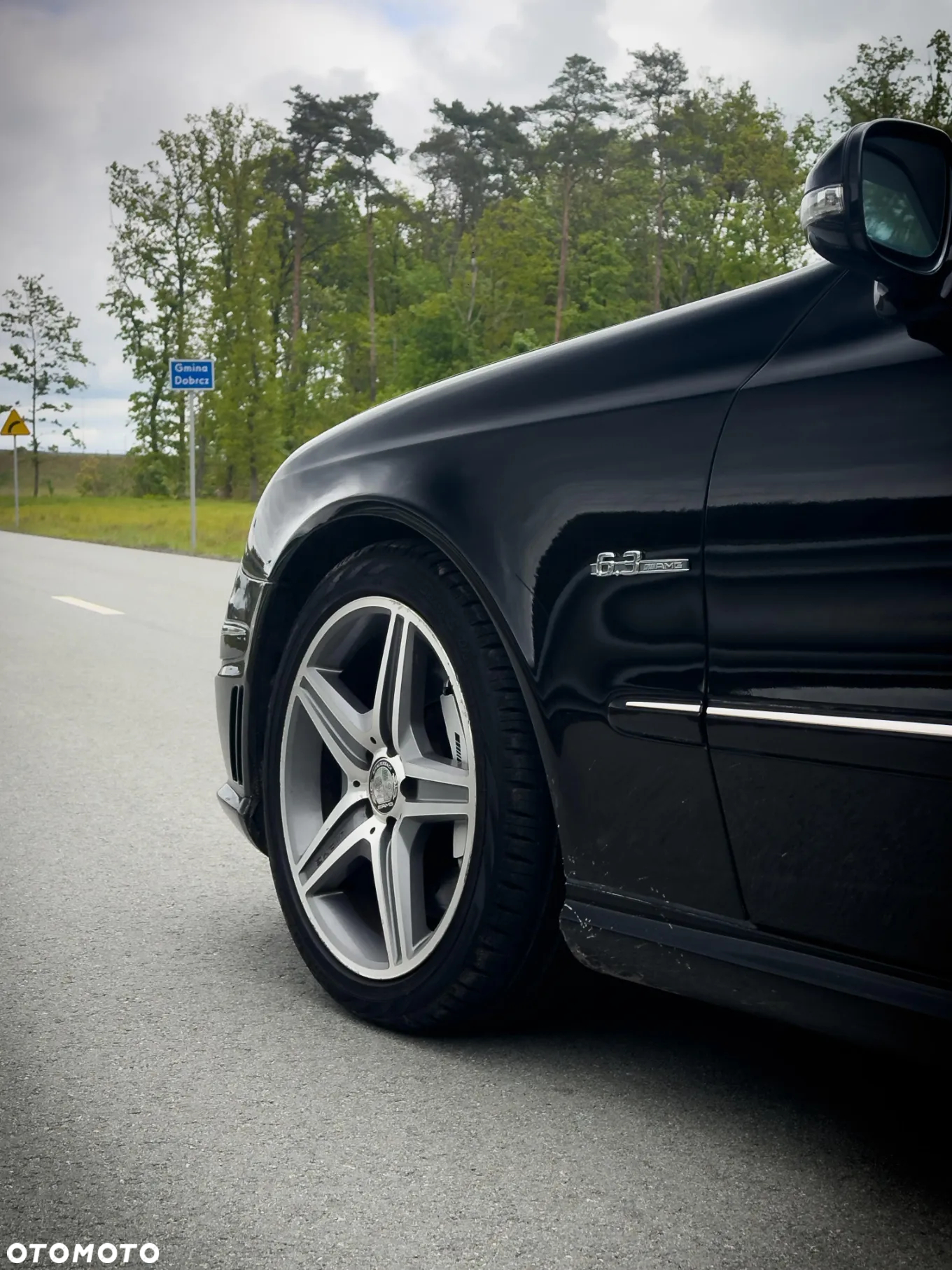 Mercedes-Benz Klasa E 63 AMG - 3