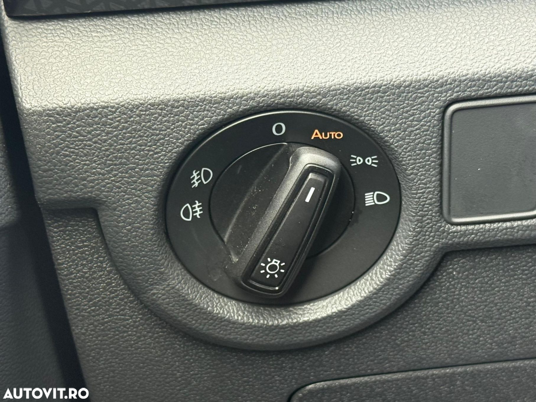 Volkswagen T-Cross - 20