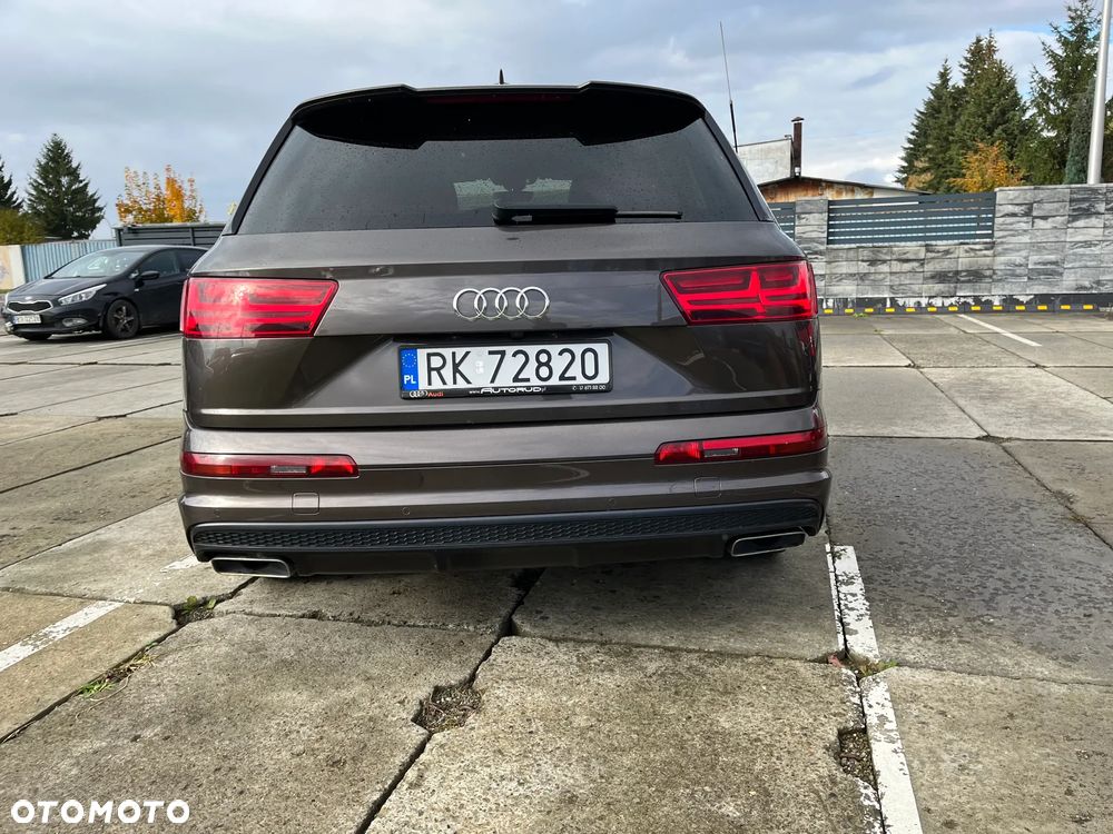 Audi Q7 - 6