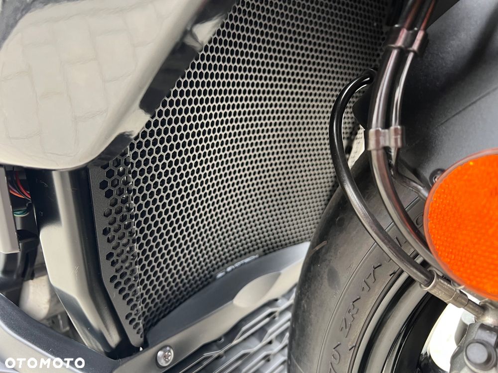 Aprilia Tuono - 19