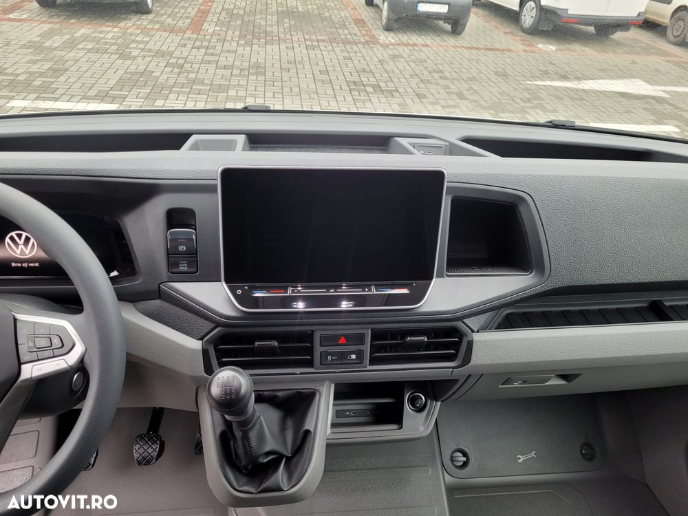 Volkswagen Crafter L5H3 - modelul extralung - 15
