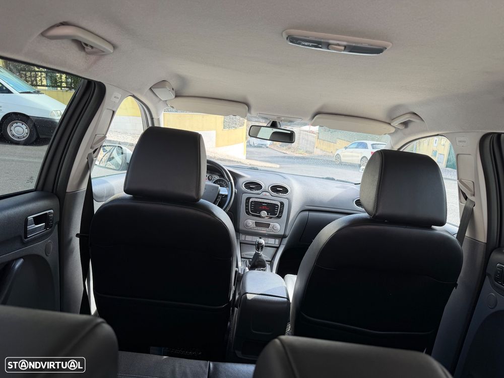 Ford Focus SW 1.6 TDCi Titanium - 8