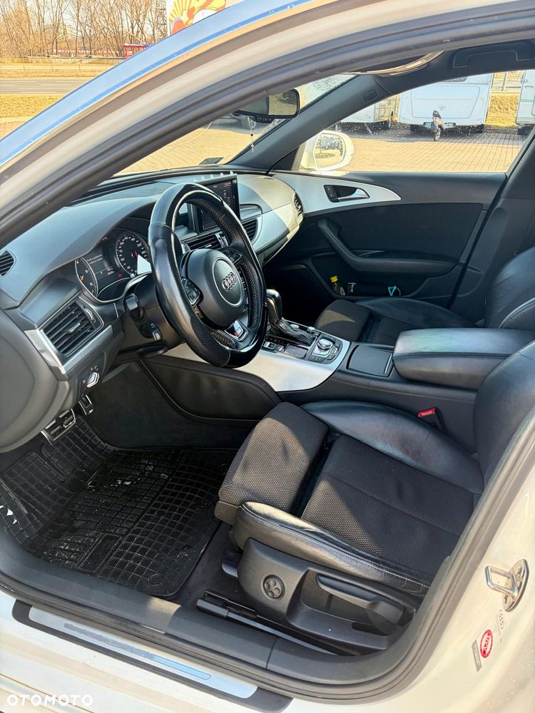 Audi A6 Avant 2.0 TDI Ultra DPF S tronic - 27