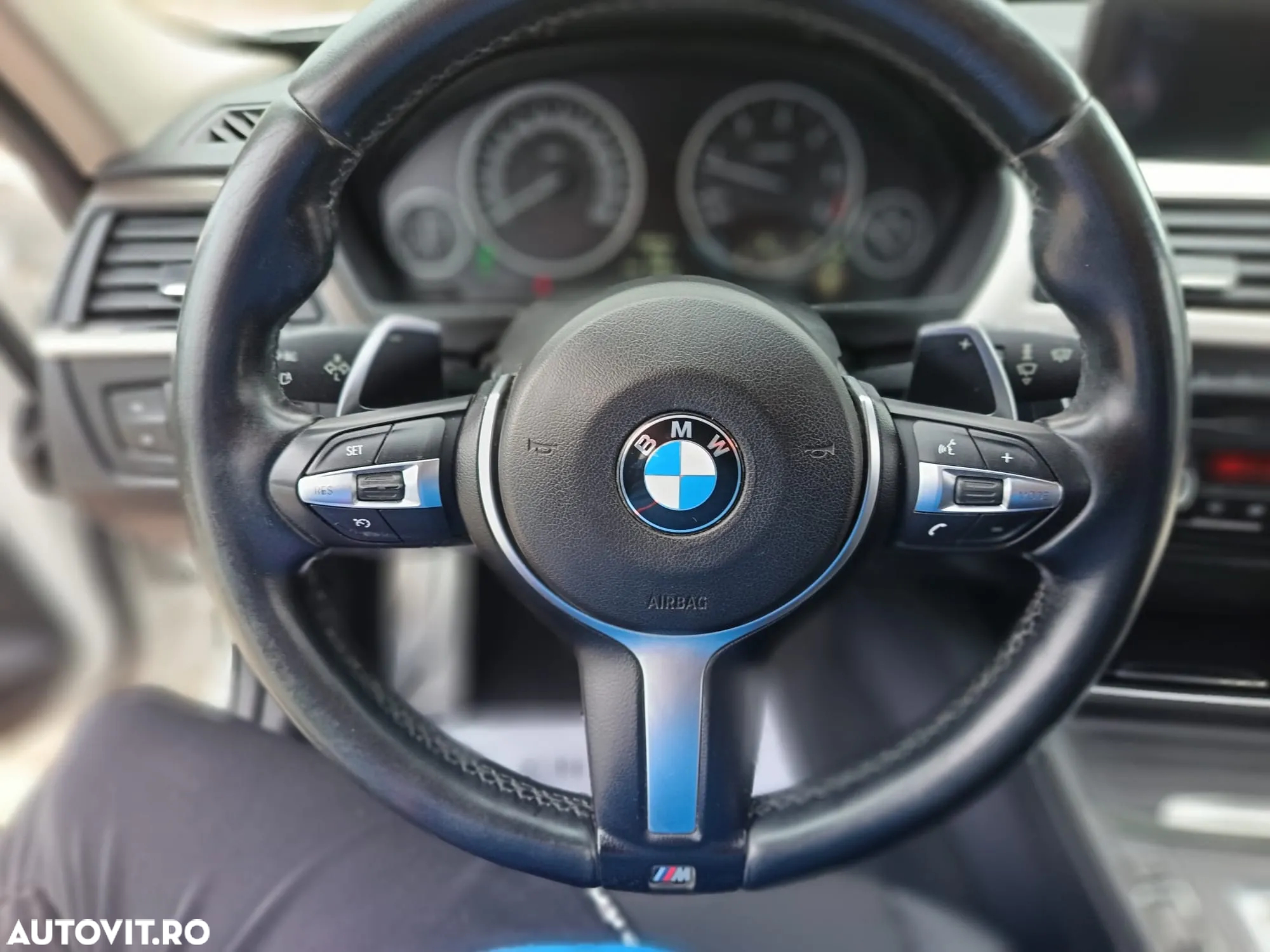 BMW Seria 3 320d Touring xDrive Sport-Aut. - 14
