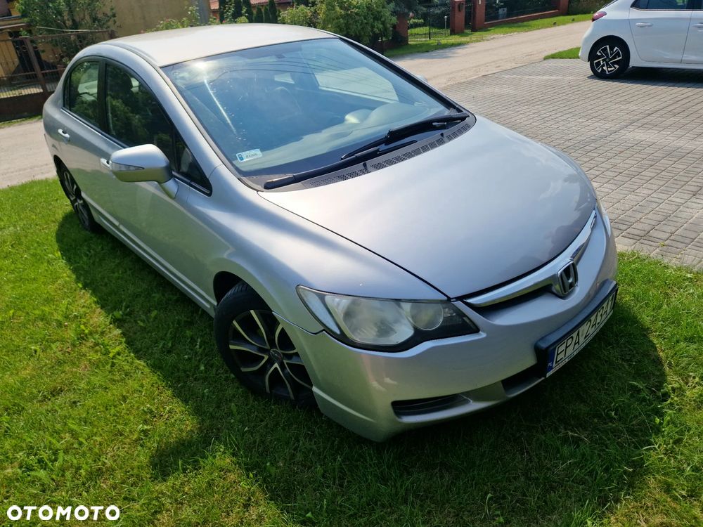 Honda Civic 1.8 Comfort - 1