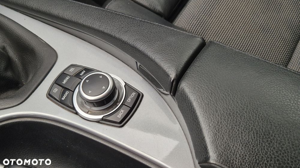 BMW Seria 5 520d Edition Exclusive - 7