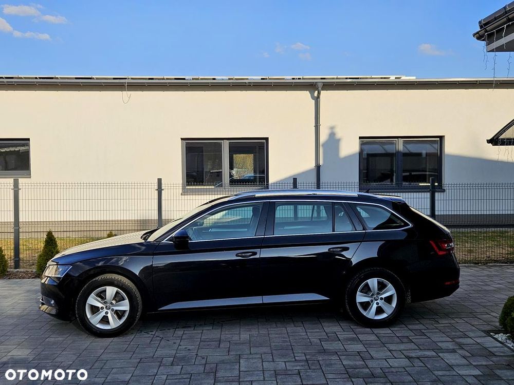 Skoda Superb 2.0 TDI Style - 6