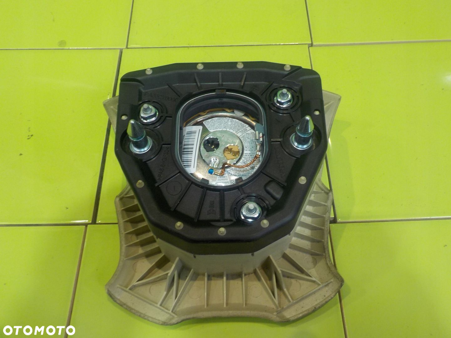 VOLVO S80 II 2.4 D5 08r 4D AIRBAG poduszka kierowcy 30721997 - 3