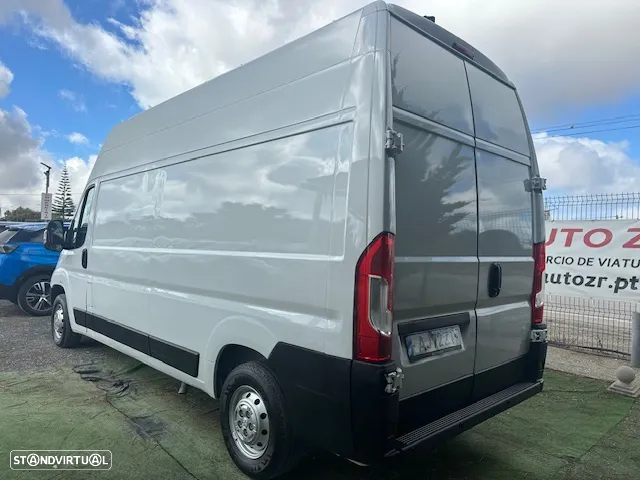 Peugeot BOXER 2.2 HDI 335 L3H3 - 4