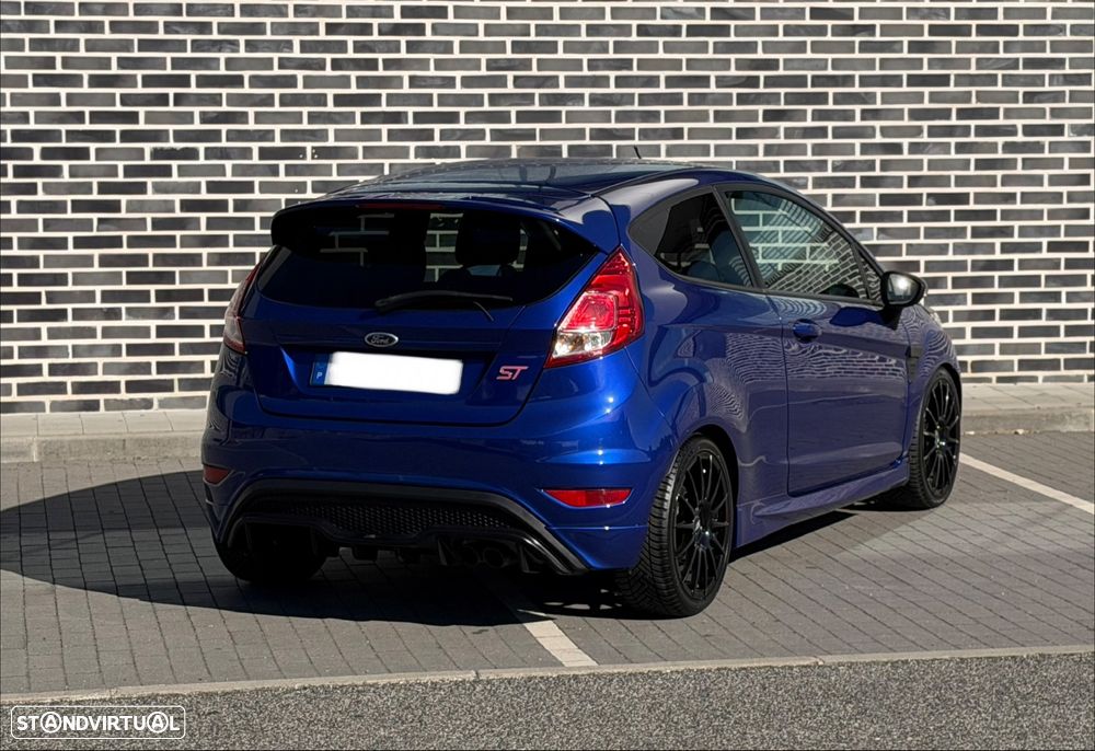Ford Fiesta 1.6 T ST - 6
