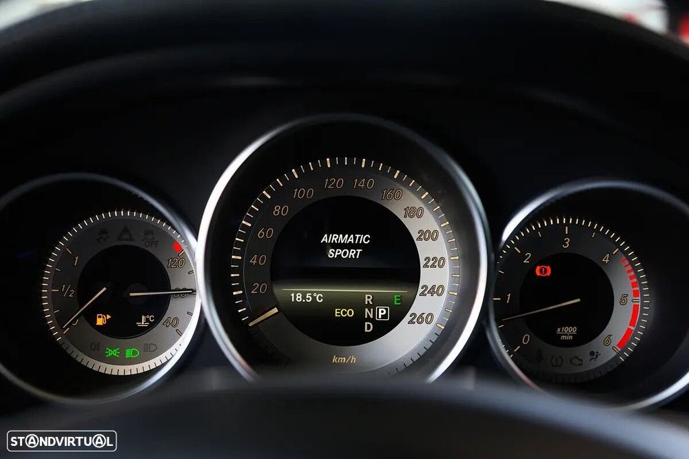 Mercedes-Benz CLS 350 - 32