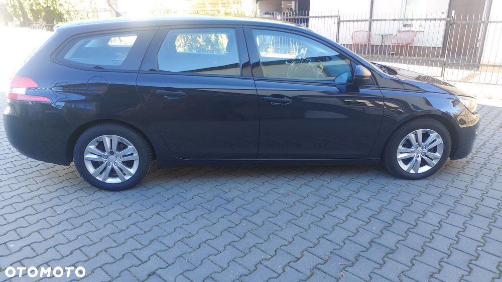Peugeot 308 - 4