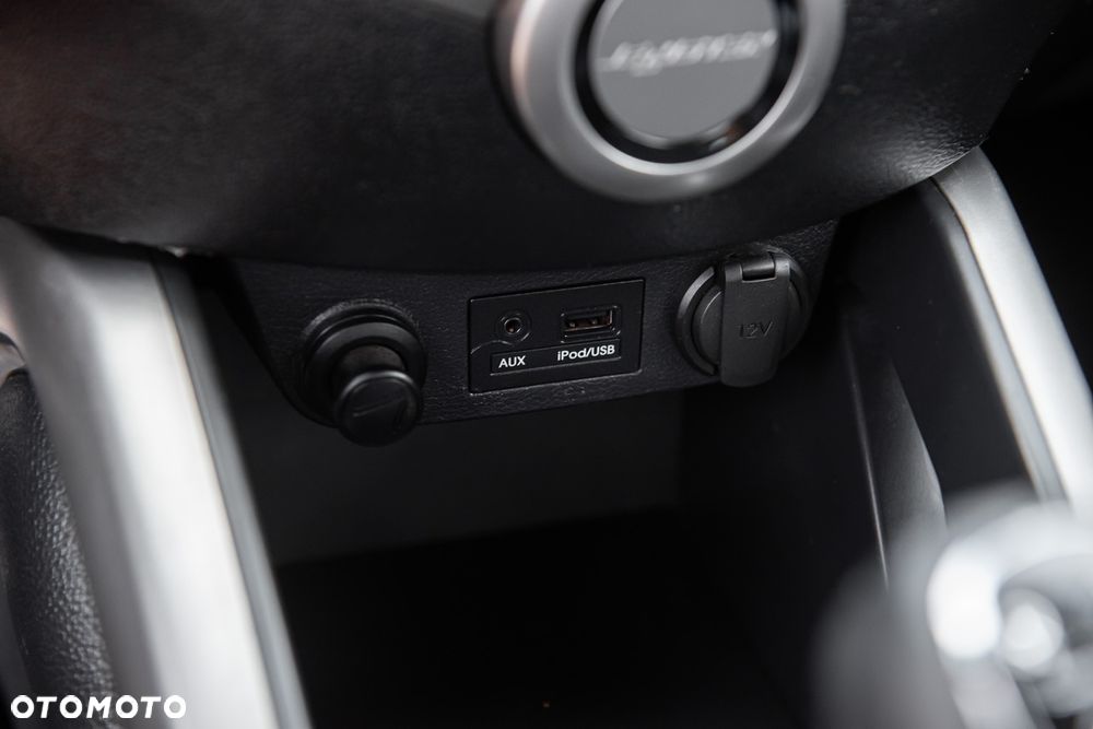Hyundai Veloster 1.6 Premium - 23